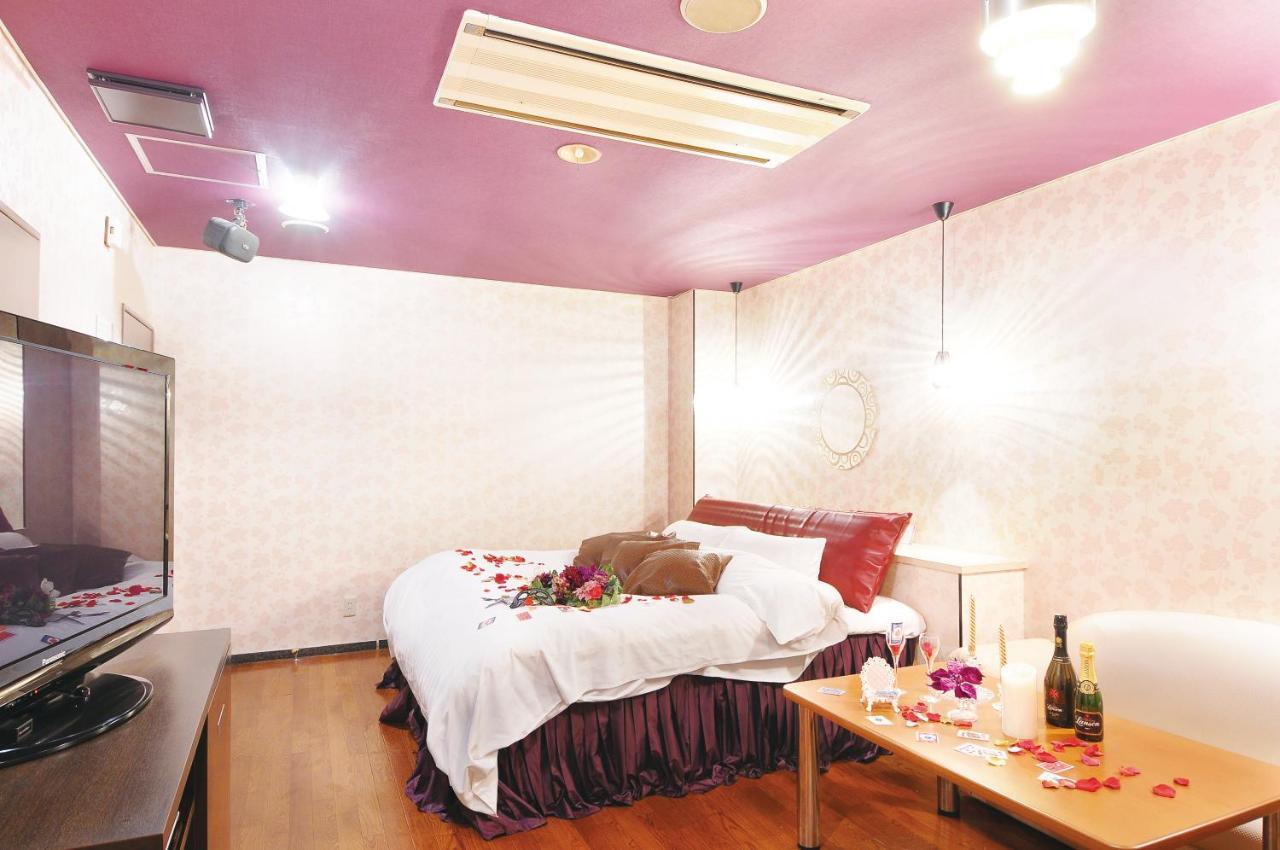 אוקיאמה Magical Pumpkin Sweet Garden Leisure Hotel (Adults Only) מראה חיצוני תמונה