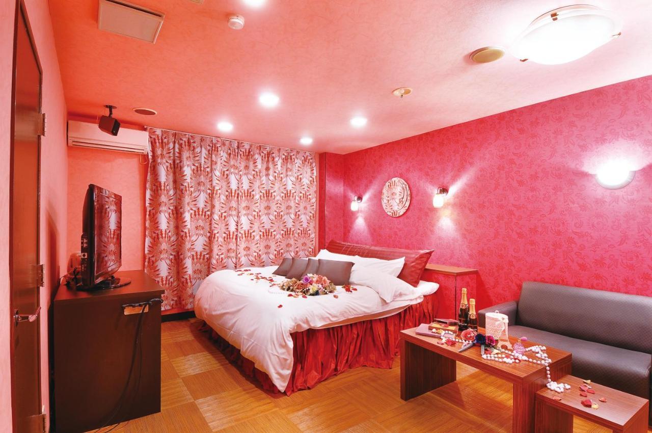 אוקיאמה Magical Pumpkin Sweet Garden Leisure Hotel (Adults Only) מראה חיצוני תמונה